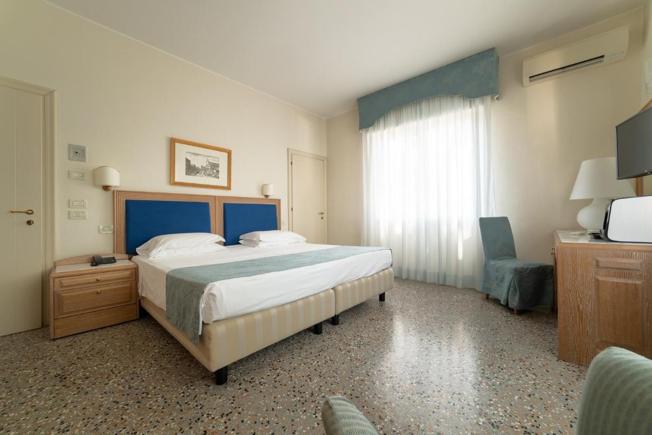 La Dependance By Casa Bianca Hotel Lido di Jesolo Luaran gambar