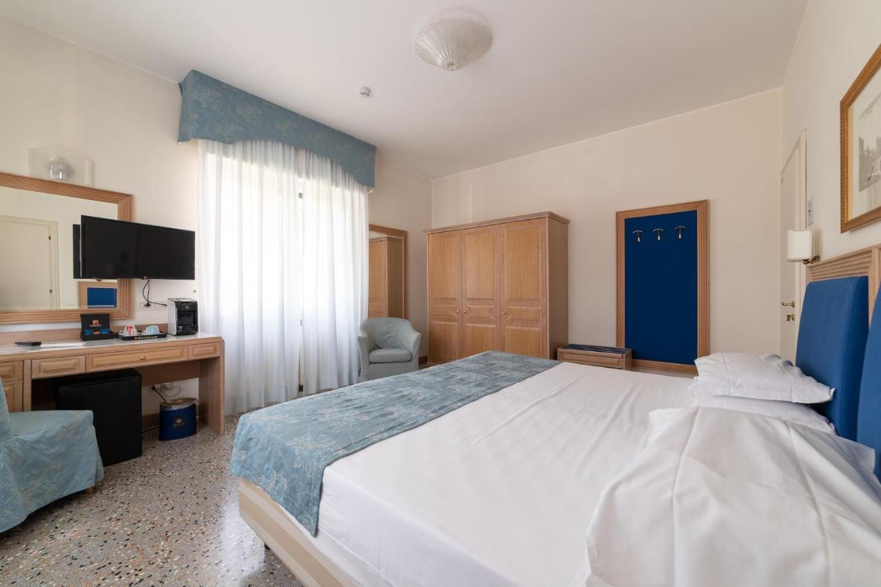 La Dependance By Casa Bianca Hotel Lido di Jesolo Luaran gambar